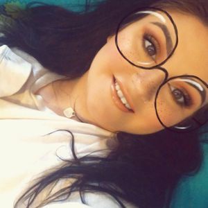 Meet your Posher, Addie